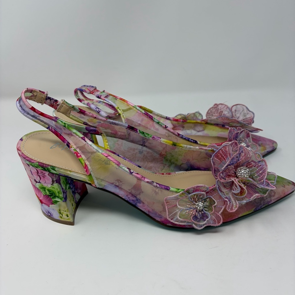 Betsey Johnson Pink Floral Bright Floral Kitten Heels NIB - Picture 3 of 6